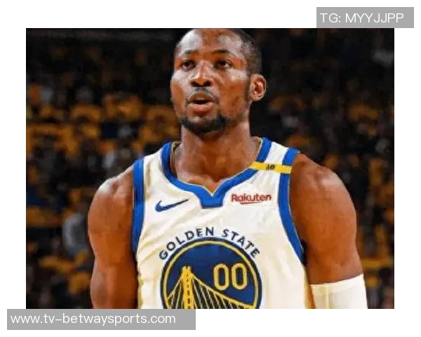 科尔强调库明加的重要性期待他在防守东詹卡等高大侧翼时的表现 科尔强调库明加的重要性期待他在防守东詹卡等高大侧翼时的表现