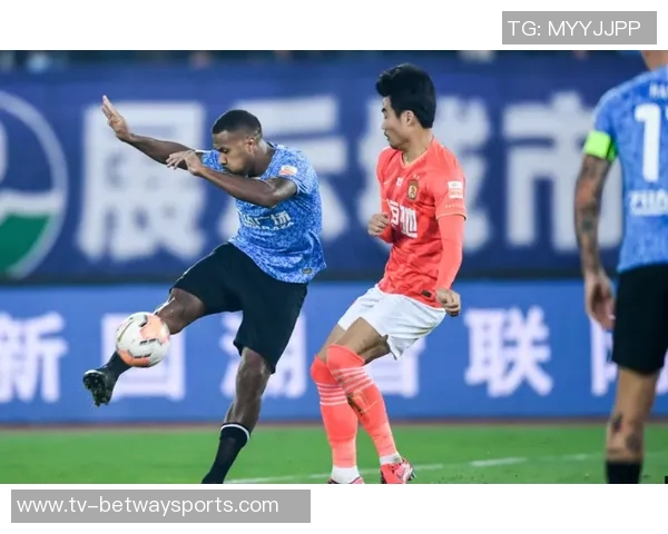 于根伟身体初愈带队训练仍需时间彻底恢复状态 于根伟身体初愈带队训练仍需时间彻底恢复状态