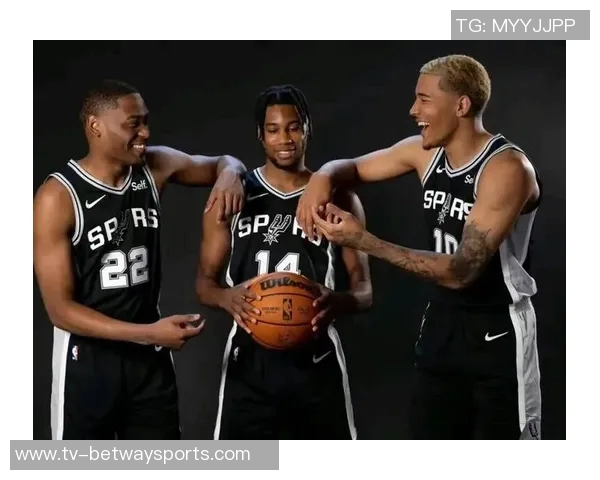 马刺球队文化深厚文班强调团队合作优先于个人表现 马刺球队文化深厚文班强调团队合作优先于个人表现