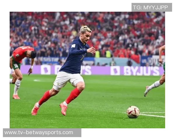 托万重返法国队感慨万千六年后入选让他倍感骄傲 托万重返法国队感慨万千六年后入选让他倍感骄傲