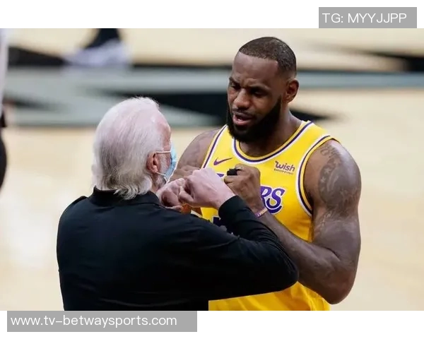 皮尔斯谈与詹姆斯的竞争关系:彼此成就的篮球传奇之路 皮尔斯谈与詹姆斯的竞争关系:彼此成就的篮球传奇之路