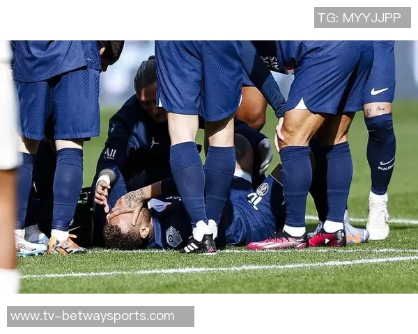 内马尔本赛季收入骤降至3800万刀上赛季高达11亿 内马尔本赛季收入骤降至3800万刀上赛季高达11亿