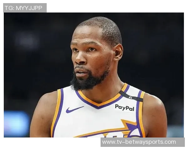 杜兰特赞弗拉格全面提升称控卫角色限制了他的发挥 杜兰特赞弗拉格全面提升称控卫角色限制了他的发挥