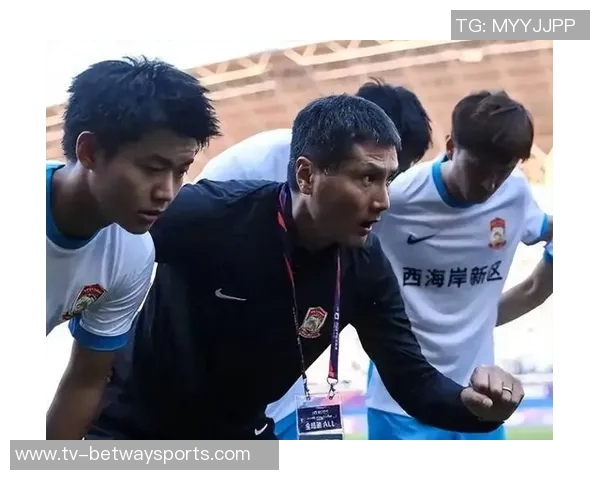 马德兴分析邵佳一受欢迎原因及其土主洋辅模式的成功尝试 马德兴分析邵佳一受欢迎原因及其土主洋辅模式的成功尝试